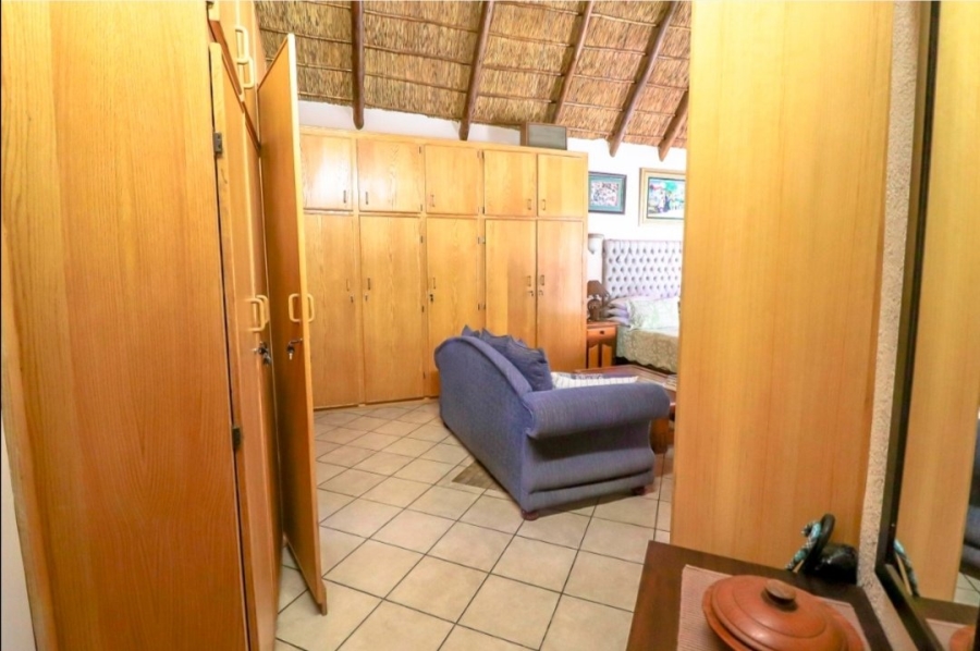 3 Bedroom Property for Sale in Flamwood North West